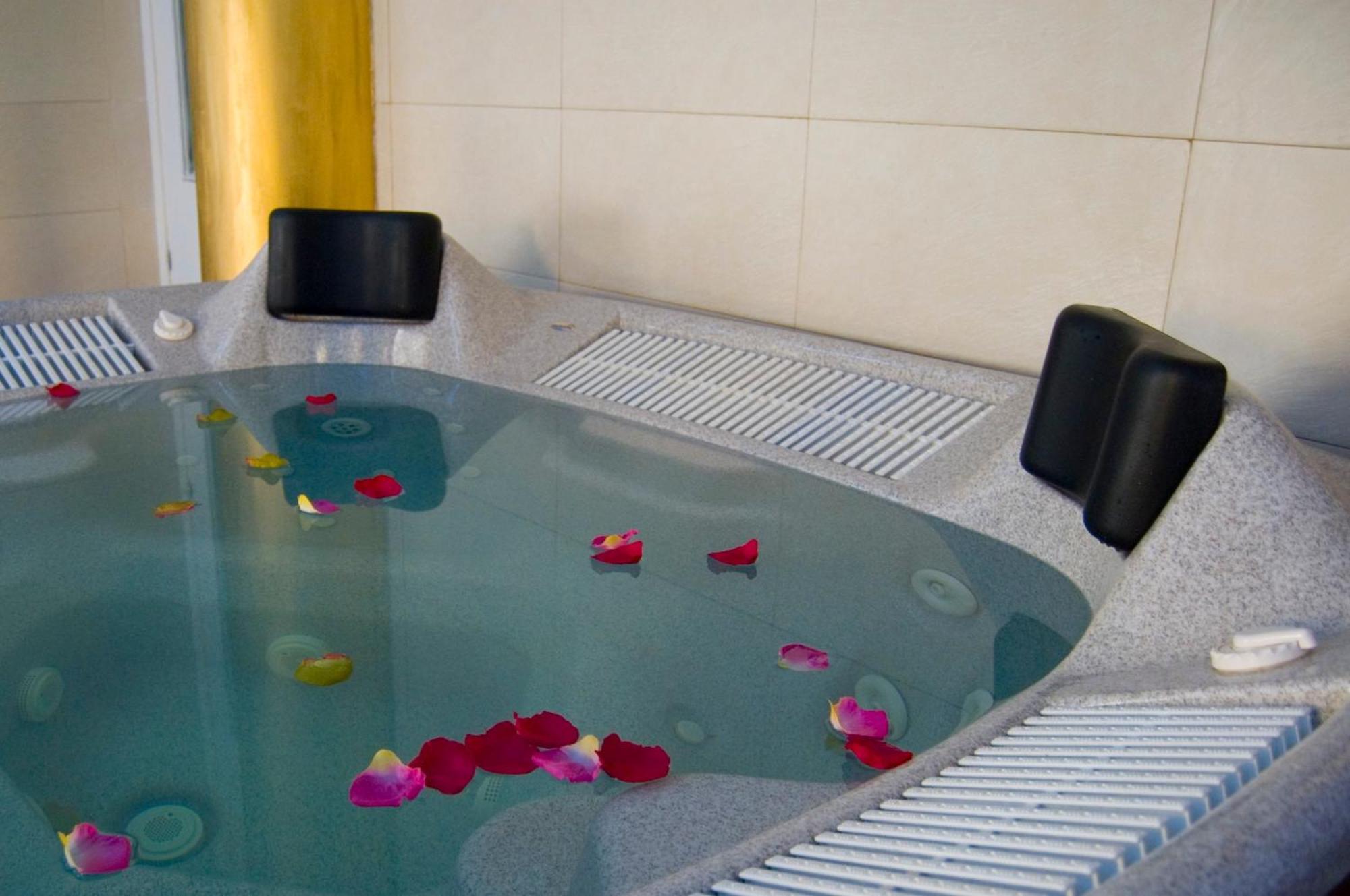 Agua Viva Eco H Wellness Castro Urdiales Hotel Exterior photo